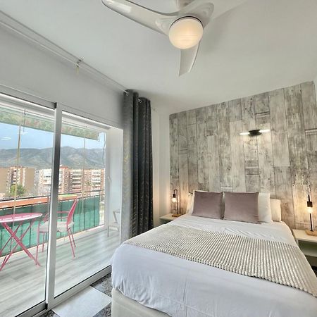 Lafrenchtouch - Coqueto Estudio Terraza Con Vistas Торремолинос Экстерьер фото